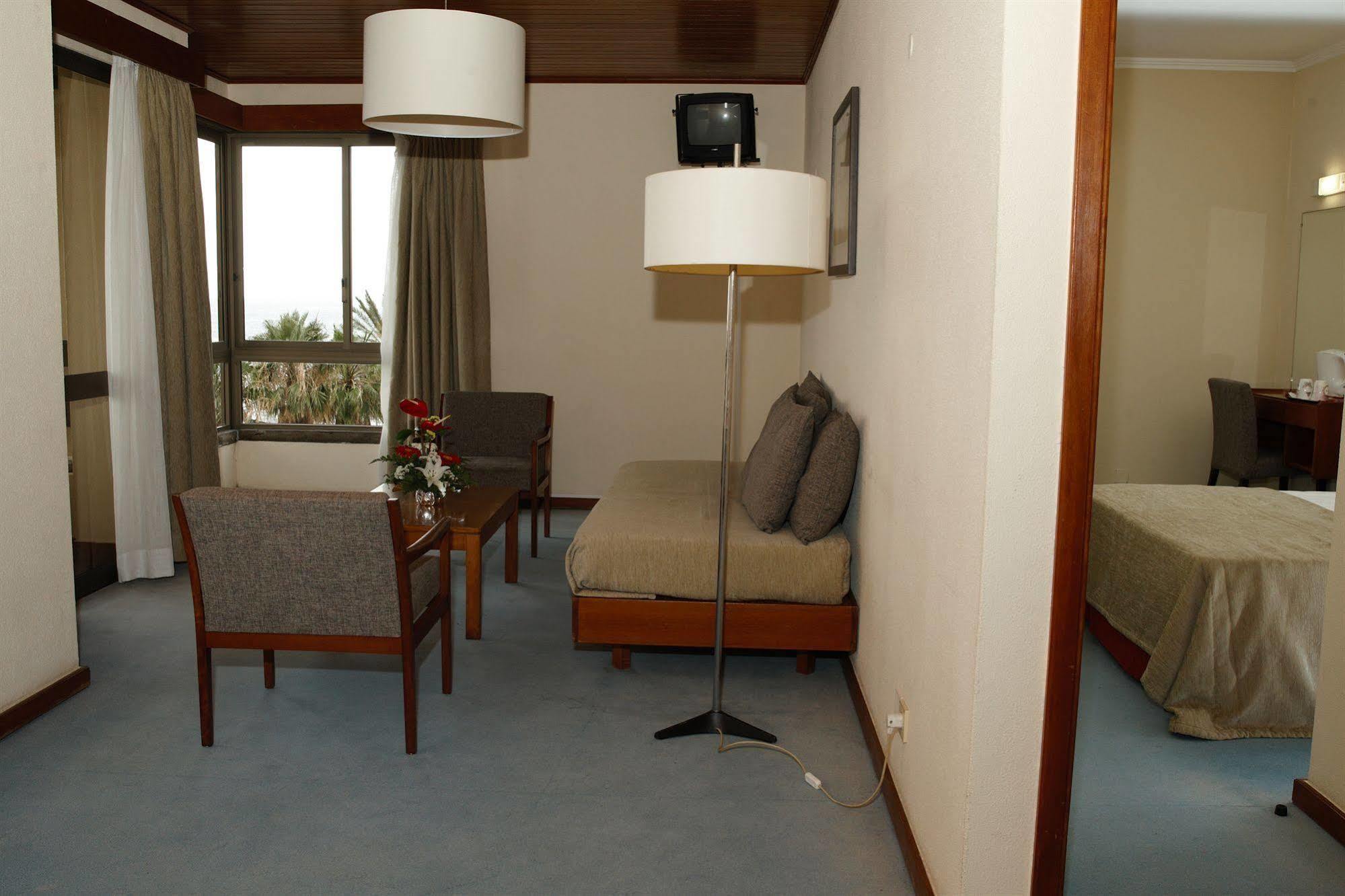 Cheerfulway Bravamar Hotel Ribeira Brava Εξωτερικό φωτογραφία